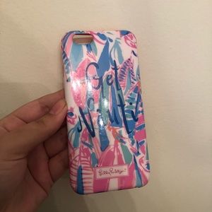 Pink Lilly Pulitzer case ⚠️Selling only on Eb@y⚠️